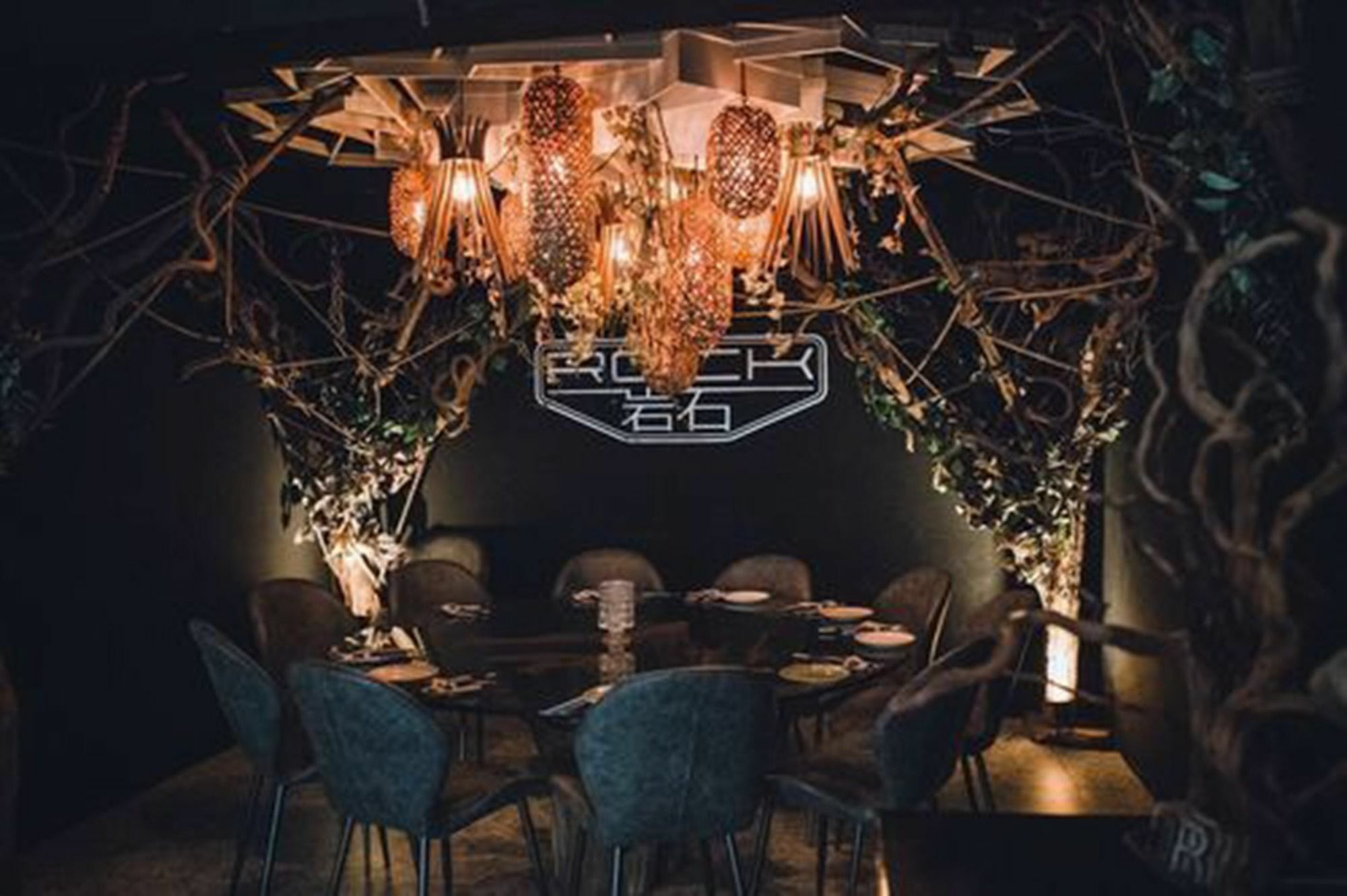 Rock Hotel Bangkok Bagian luar foto